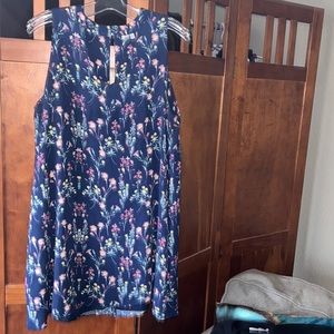 Q&A Lined Sleeveless Floral Keyhole Accent Flare Cut Dress